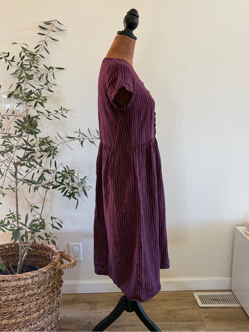 Pyne & Smith Plum Striped Button-Front Midi Dress - Picture 3 of 7